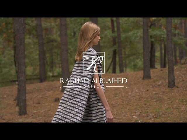 جاكيت من التويد