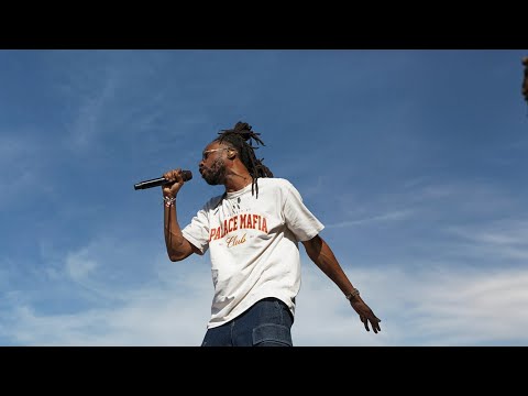 YouTube Thumbnail