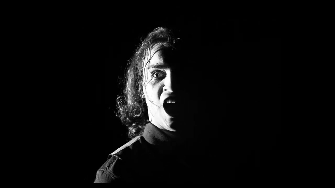 Trailer thumbnail