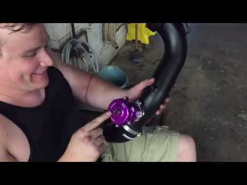 BMW 335i Cpe charge pipe and Tial Q bov install!