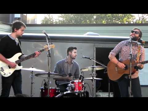 Leeroy Stagger ~ Beautiful House ~ Music in the Bay 2011