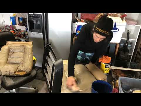 Reviving 50 year old Leather? Volvo 164 Rescue Ep 32