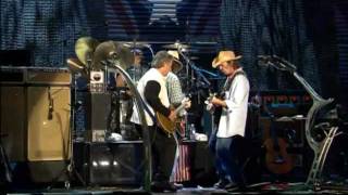 Neil Young and Crazy Horse - Hey Hey, My My (Into The Black) - Live at Farm Aid 2003