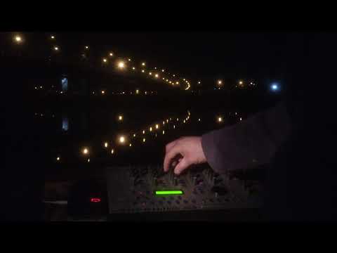 Quasimidi Rave-o-lution 309 (live)