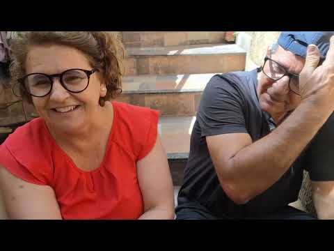 CUIDANDO DOS PÉTI A TODO VAPOR E UMA BOA CONVERSA .