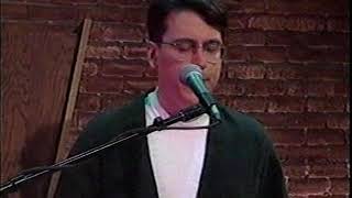 They Might Be Giants live TV 4-27-92 &quot;She&#39;s Actual Size&quot;