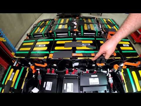 Upgrading the battery of a Chinese electric car. Chery eQ1