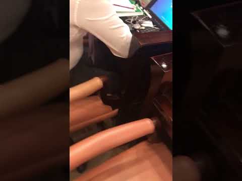 ބިސް ކޮތަޅު އޮތީ މެމްބަރު އައްސަދުގެ އަތުގައި!