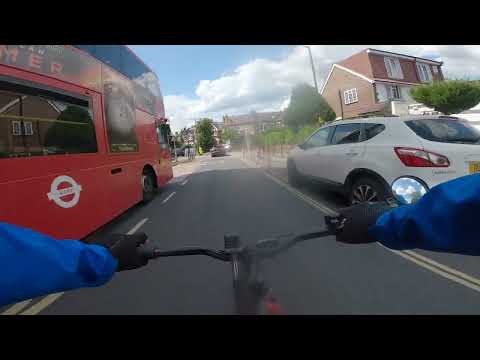 SN14 VSM / GU13 YTX - Crap Parking