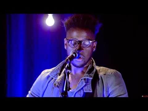 Kelvin Jones performs Closer for BBC Introducing
