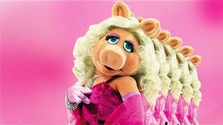 Oris ProPilot X Miss Piggy Edition