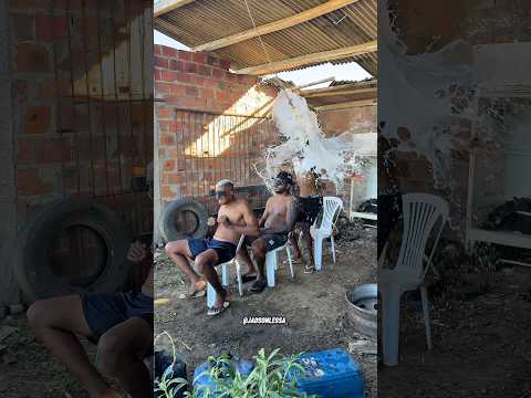 Brincadeira do balão com tinta