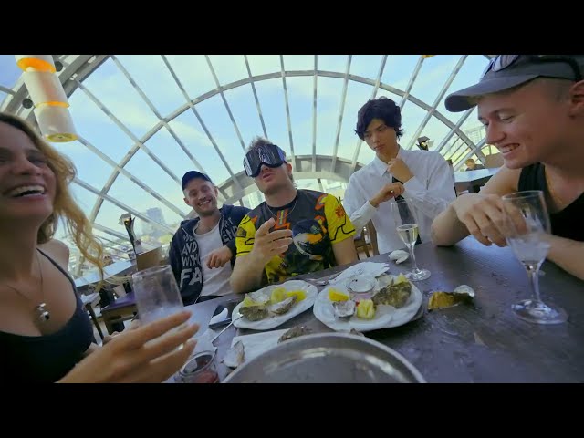 Abgelenkt von Ski Aggu ((jetzt ansehen))