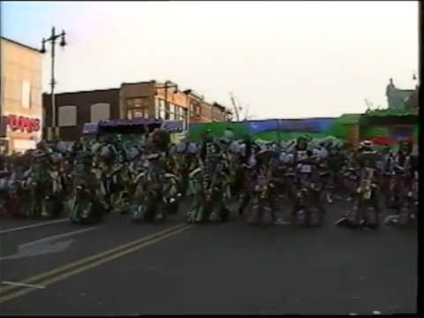 2005 Mummers Parade Fralinger String Band on Broad Street-Gypsy For-Tunes