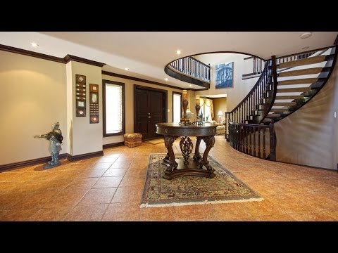 Family Detached Home for Sale in Brampton, 10 Grafton Cr, Brampton