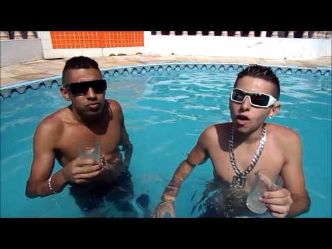 Mc Jotta M & Mc Hollywood  - ♫♪ È os Menino que Mete o Loko ♫♪ - 2013 (HD 1080) previa