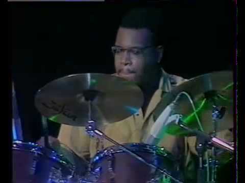 Wayne Shorter Quartet & Herbie Hancock - Solar - part 1 @ Warsaw 1991.mp4