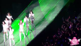 [大酥團] 110909 SNSD - I&#39;m In Love With The Hero @ 2011 Girls&#39;Generation Tour in Taipei (FanCam)