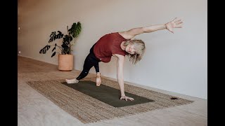 Wild Flow - A Shoulder Opening Twisty practice with Kate R