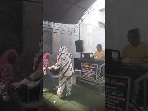 lagu Bugis cidda Gerri bersama Vivi Rahman