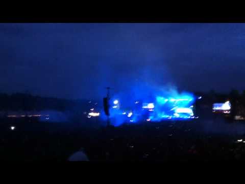 Swedish House Mafia -  Nari & Milani -- Atom / Michael Calfan -- Resurrection (MKB 14/7/12)