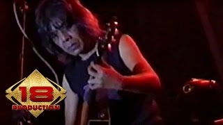 Download lagu God Bless - Balada Sejuta Wajah (Live Konser Purwakarta 15 Agustus 2006) mp3 Download lagu God Bless - Balada Sejuta Wajah (Live Konser Purwakarta 15 Agustus 2006) mp3