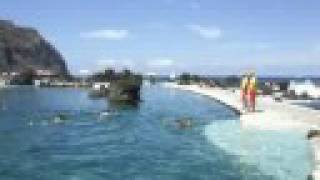 preview picture of video 'Naturschwimmbecken, Porto Moniz, Maderia'