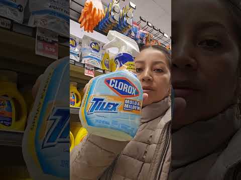 My favorites for cleaning, it cleans mold from bathrooms and grease from the kitchen 🧽🧹 #cleaner