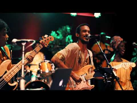 AZAGUA - DIFERENTI (live)