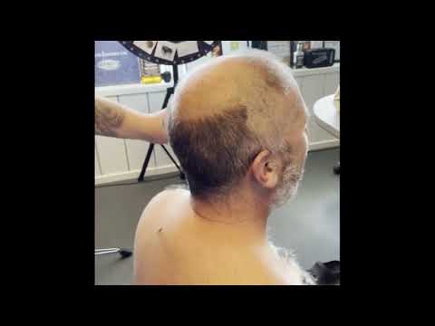 Bandit Rocks frisörsalong har öppnat! Första kunderna: Markoolio & Richie Puzz