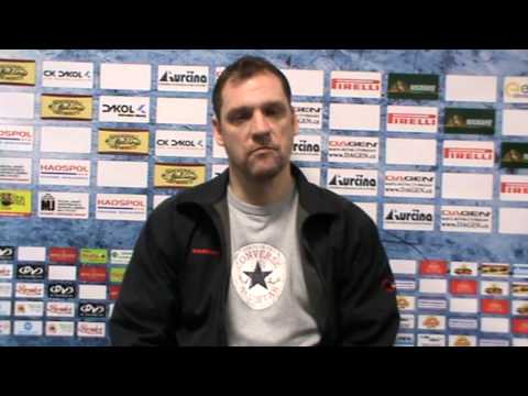 Baráž 5.kolo: AZ - Beroun, trenér T. Potěšil (AZ)