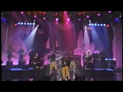 DINO SINGS "ROMEO" ON ARSENIO HALL SHOW - 1990