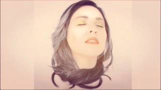 Cercanía. CARLA MORRISON