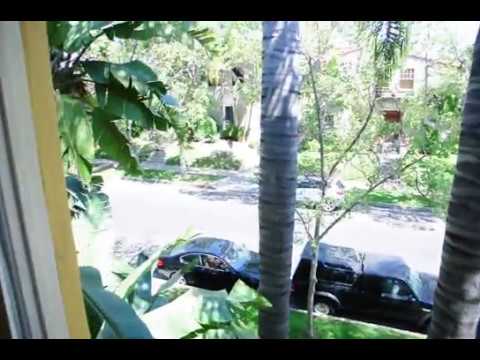 PL8040 - Gorgeous Art Deco Front-Upper Stunner For Lease!