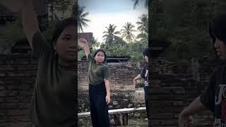 Download lagu Tari Kipas SMPN 1 Bonehau #Shorts mp3