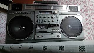 Video thumbnail for JVC RC-M90 Boombox 80' by HIFI STEREO Laca