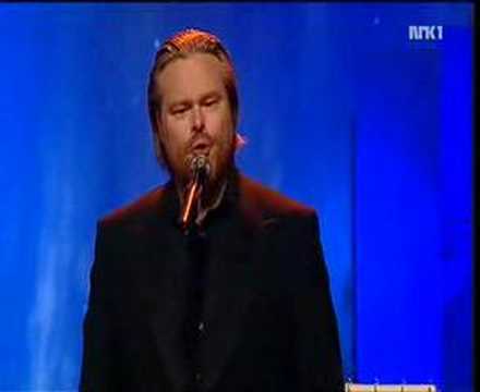 Rein Alexander sings O helga natt (O Holy Night)