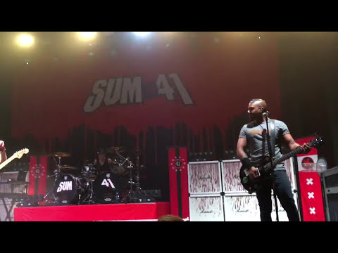 Sum 41 @ Stockholm, SWE 15/03/17 - The Hell Song
