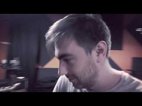 РетриеМ in studio