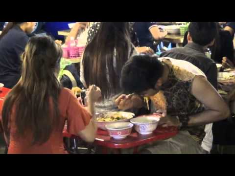 ตลาดนัดรถไฟ