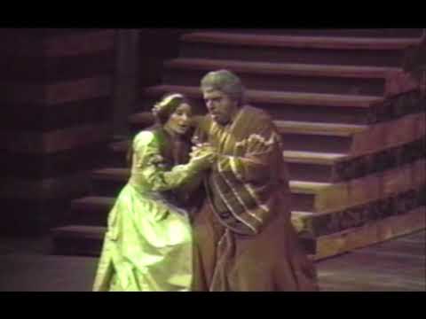 Ilona Tokody - Juan Pons. Duo: Orfanella il tetto umile... Figlia! (Simon Boccanegra - Verdi ) 1982.