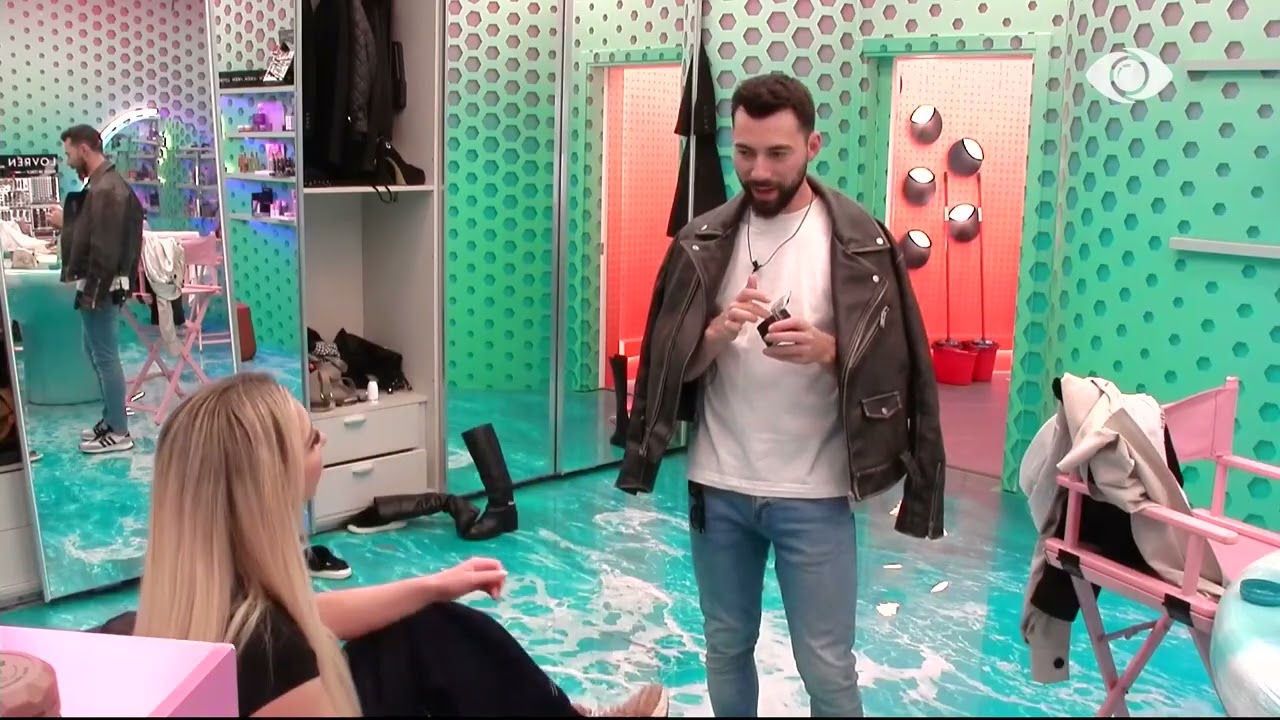 Çfarë ngjyre i ke sytë?/ Lorna dhe Angelo bisedojnë së bashku