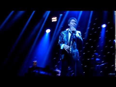 Cliff Richard in Paris 02-06-2014