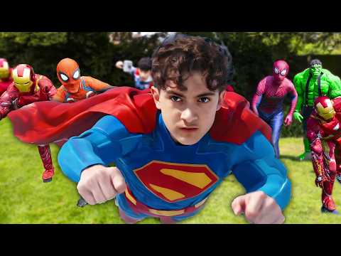 Superman VS Avengers - Squid Game!