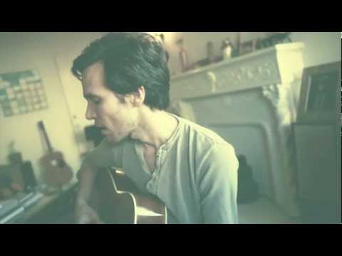 Ferraby Lionheart - "Desmond" (Live Acoustic)