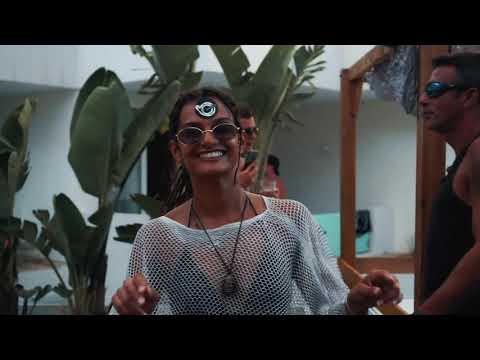 Bamboleo Ibiza -  Neverdogs