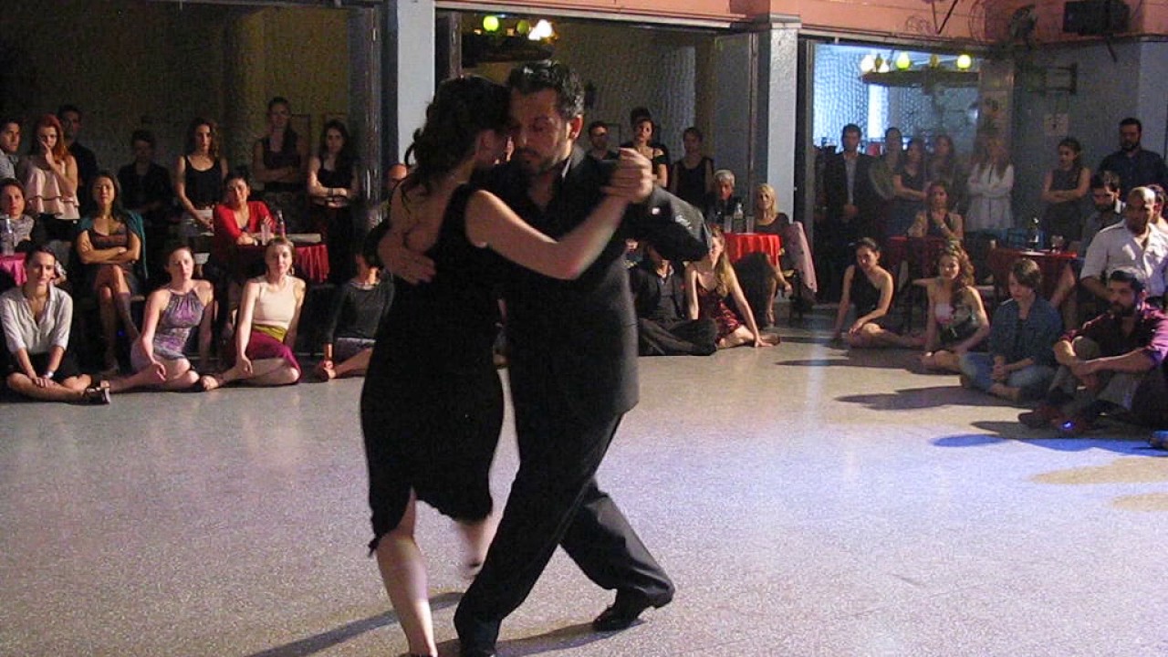Video thumbnail for FERNANDO GALERA e INÉS MUZZOPAPPA en Viva La Pepa Milonga (4/4)