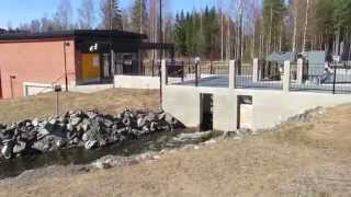 preview picture of video 'Kissakosken vesivoimalaitos ja kalaporras'