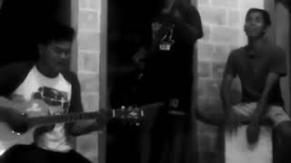 Download lagu Warkop DKI - Burung kakak tua accoustic ( cover by Lampu Tua ) mp3