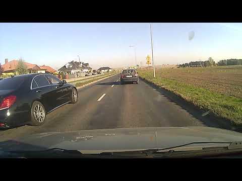 Mercedes, stado koni pod maską, zero oleju w głowie